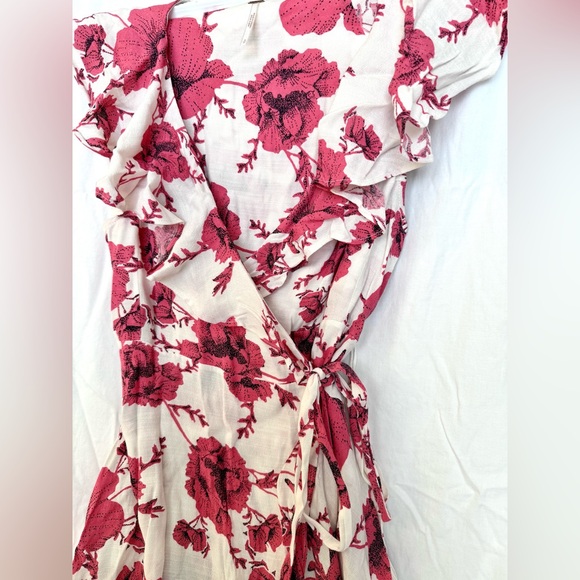 Free People Ruffle V-Neck Floral Wrap Dress in Red and White - Picture 2 of 4
